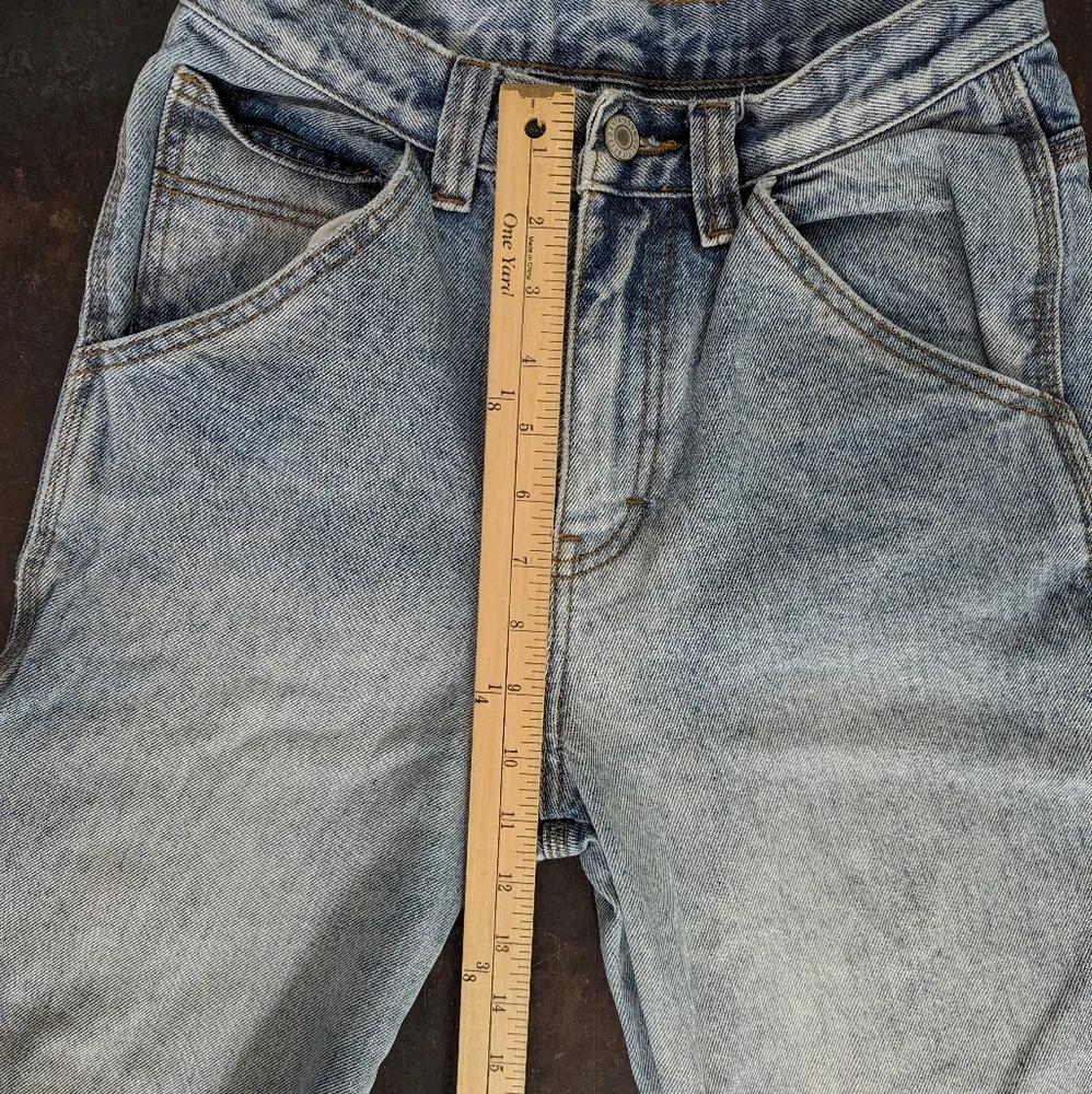 Brandy Melville / J. Galt light wash wide leg cargo jeans - Picture 4 of 6